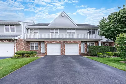 11 Broadlawn Drive, Central Islip, NY 11722 - Photo 2