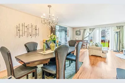 11 Broadlawn Drive, Central Islip, NY 11722 - Photo 8