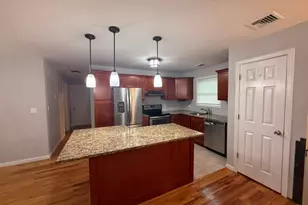 24 California Ave, Bay Shore, NY 11706 - Photo 2