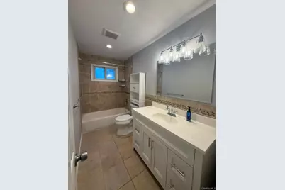 24 California Avenue, Bay Shore, NY 11706 - Photo 6