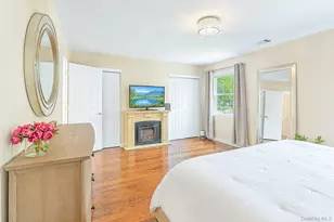 115 Woody Ln, Woodbury, NY 11797 - Photo 18