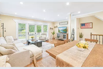 115 Woody Lane, Woodbury, NY 11797 - Photo 8