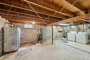 10 Daniel Ct, Miller Place, NY 11764 - Photo 30