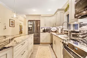 2660 Riverside Dr, Wantagh, NY 11793 - Photo 28