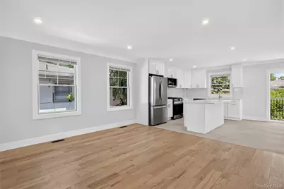 42 Linwood Road N #B, Port Washington, NY 11050 - Photo 12