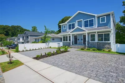 42 Linwood Road N #B, Port Washington, NY 11050 - Photo 2