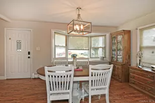 53 Periwinkle Rd, Levittown, NY 11756 - Photo 10