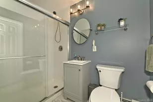 53 Periwinkle Rd, Levittown, NY 11756 - Photo 14