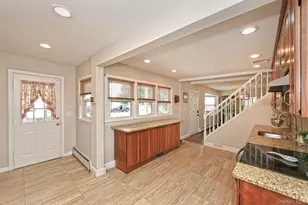53 Periwinkle Rd, Levittown, NY 11756 - Photo 6