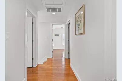 12 Pleasant Avenue, Westhampton, NY 11977 - Photo 20