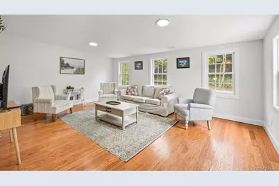 12 Pleasant Avenue, Westhampton, NY 11977 - Photo 16