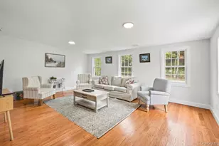 12 Pleasant Ave, Westhampton, NY 11977 - Photo 16