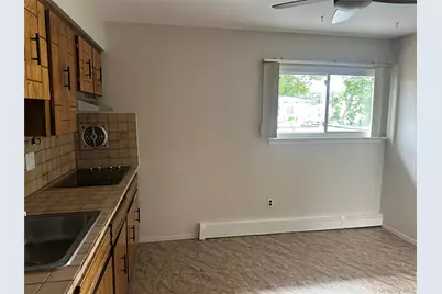 308 Essex Street, West Babylon, NY 11704 - Photo 4