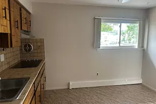 308 Essex St, West Babylon, NY 11704 - Photo 4