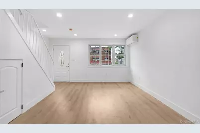 3343 Mickle Avenue, Bronx, NY 10469 - Photo 8