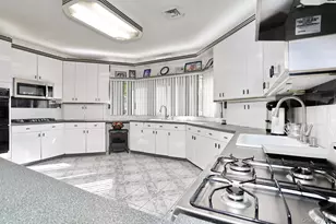 1 Morris Rd, Spring Valley, NY 10977 - Photo 6