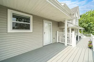 15 Leeward Ln, Port Jefferson, NY 11777 - Photo 2