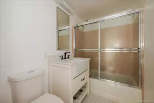 730 W Broadway, Long Beach, NY 11561 - Photo 16