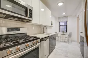 167-10 Crocheron Ave, Flushing, NY 11358 - Photo 12