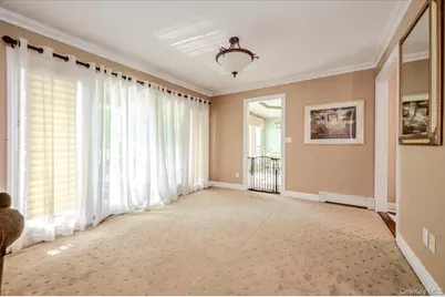 150 Harborview Drive, Massapequa, NY 11758 - Photo 16