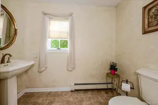 150 Harborview Dr, Massapequa, NY 11758 - Photo 18
