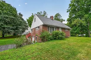 88 Marple Rd Ext, Poughkeepsie, NY 12603 - Photo 4