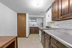 146 Claflin Blvd, Franklin Square, NY 11010 - Photo 22