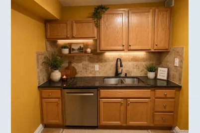 7914 Rockaway Beach Boulevard #5C, Rockaway Beach, NY 11693 - Photo 2
