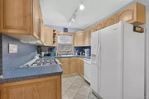 151-57 28th Ave, Flushing, NY 11354 - Photo 10