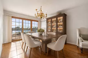 2718 Riverside Dr, Wantagh, NY 11793 - Photo 14
