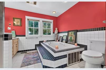 9 Acorn Path, East Quogue, NY 11942 - Photo 36