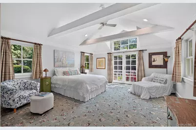 9 Acorn Path, East Quogue, NY 11942 - Photo 32