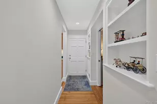 9 Acorn Path, East Quogue, NY 11942 - Photo 8