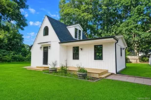137 Elder Dr, Mastic Beach, NY 11951 - Photo 2
