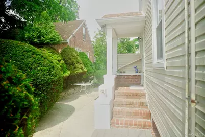 930 Mile Square Road, Yonkers, NY 10704 - Photo 2