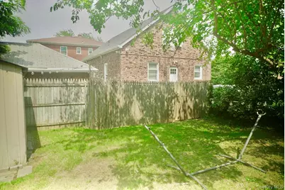 930 Mile Square Road, Yonkers, NY 10704 - Photo 6
