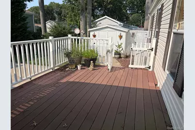 1661 Old Country Road #180, Riverhead, NY 11901 - Photo 6