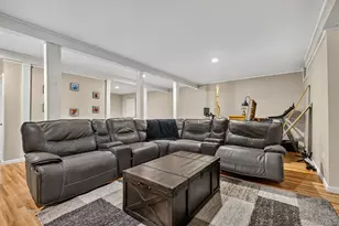 15 Winston Pl, Marlboro, NY 12542 - Photo 36
