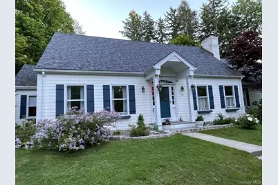 52 Kingwood Park, Poughkeepsie, NY 12601 - Photo 1
