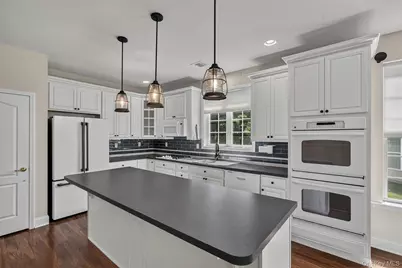 34 Hawthorne Drive, Middletown, NY 10940 - Photo 12