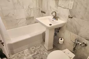 123-25 82nd Ave, Kew Gardens, NY 11415 - Photo 8
