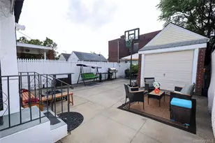 134-46 229th St, Springfield Gardens, NY 11413 - Photo 26