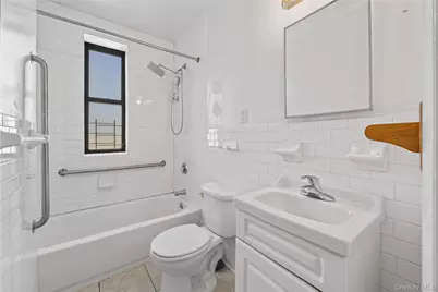 1015 Summit Avenue #4A, Bronx, NY 10452 - Photo 12