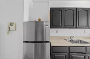 1015 Summit Ave, Bronx, NY 10452 - Photo 14