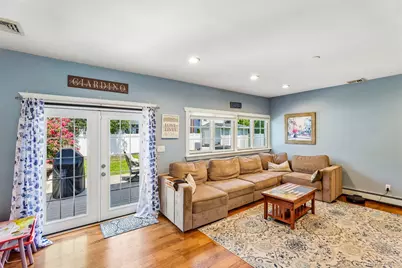 231 Koehl Street, Massapequa Park, NY 11762 - Photo 12