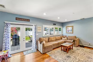 231 Koehl St, Massapequa Park, NY 11762 - Photo 12