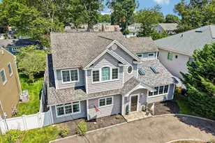 231 Koehl St, Massapequa Park, NY 11762 - Photo 22