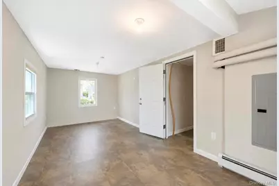 308 Bedell Street, Freeport, NY 11520 - Photo 32