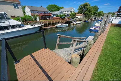 308 Bedell Street, Freeport, NY 11520 - Photo 6