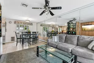 1010 Douglas Ave, Wantagh, NY 11793 - Photo 4